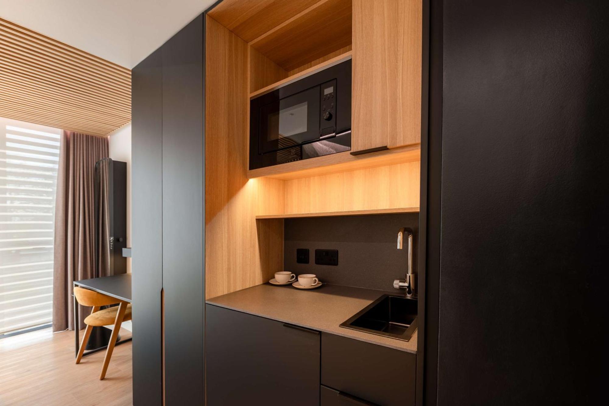 Hotel Yotelpad Stratford 4*