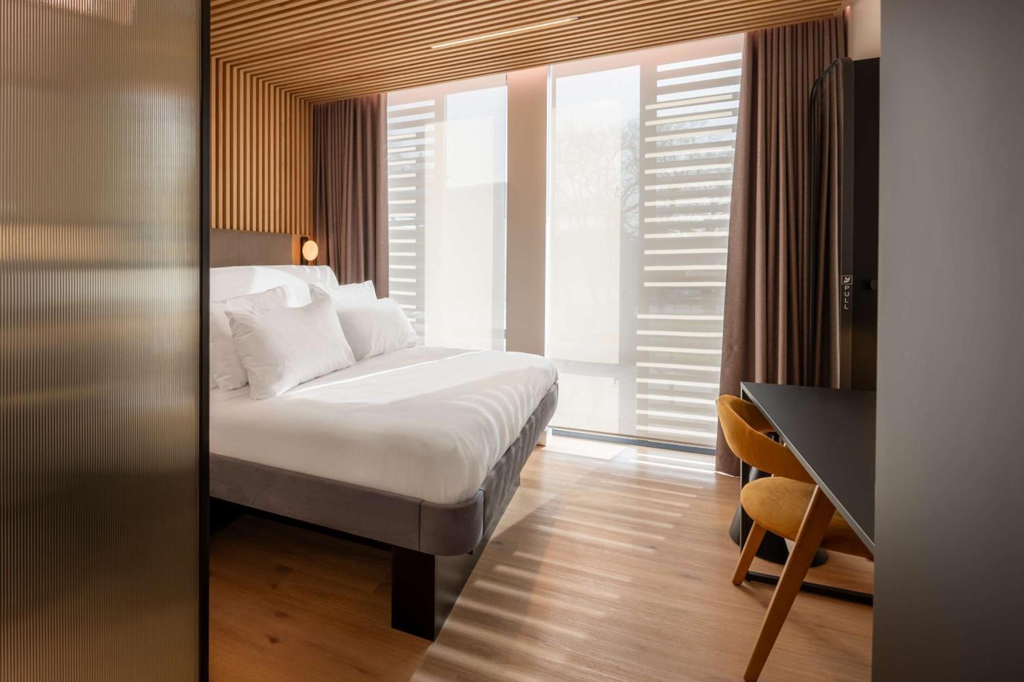 Hotel Yotelpad Stratford 4*