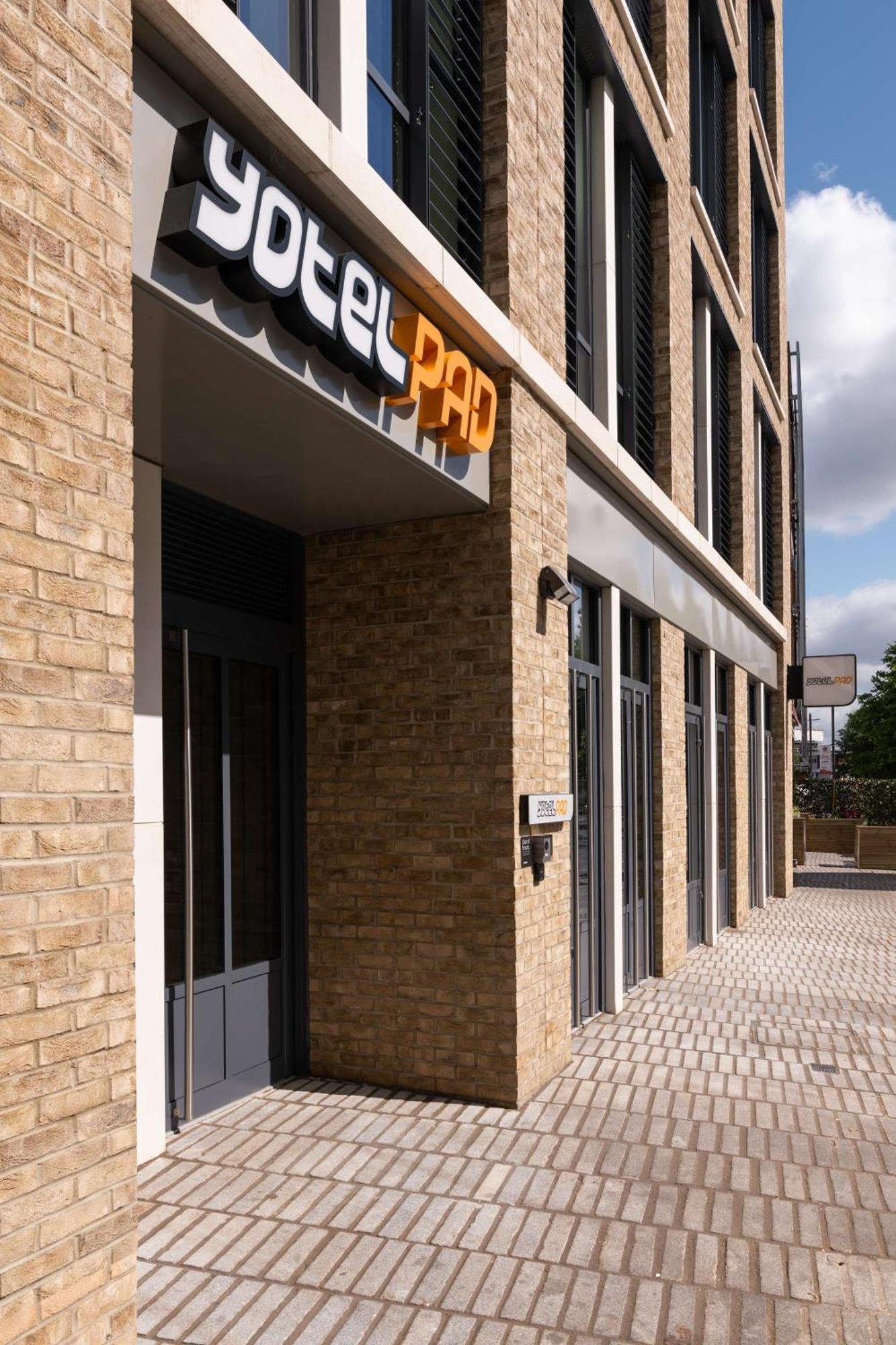Yotelpad Stratford Hotel