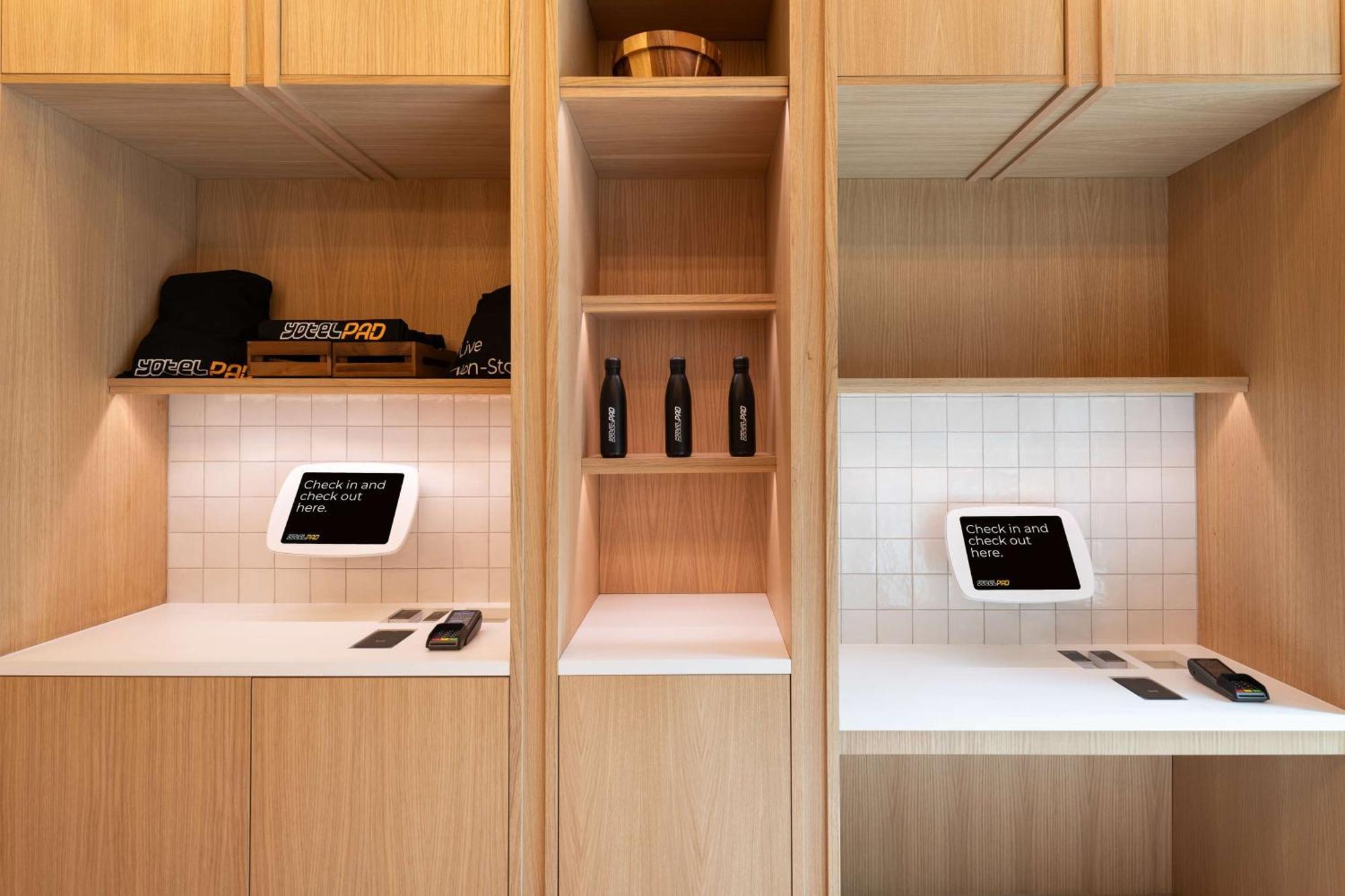 Hotel Yotelpad Stratford Londra